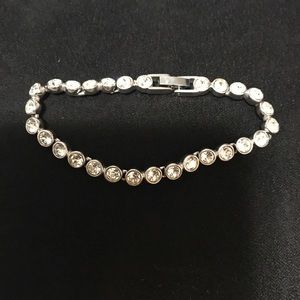 All around diamond bracelet.